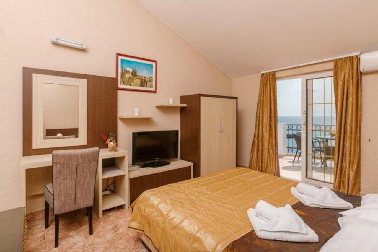 סבטי סטפן Monte Perla Residence מראה חיצוני תמונה